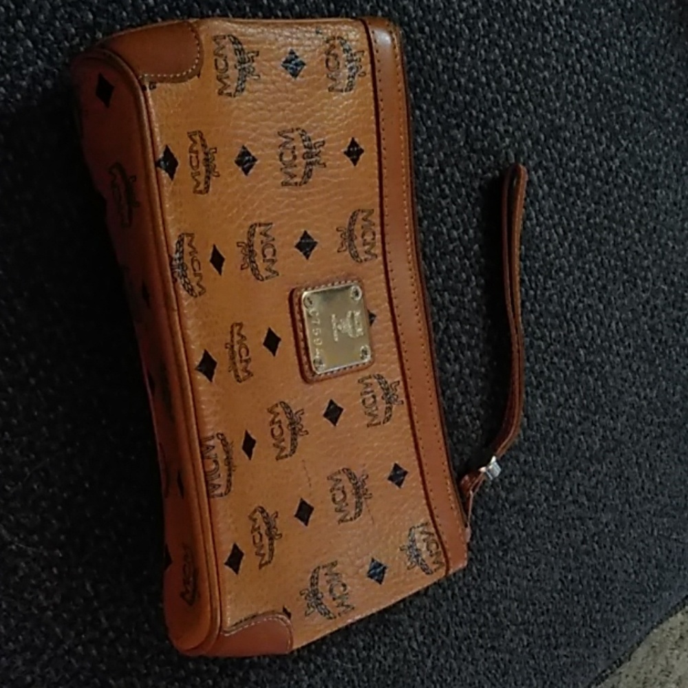 Mcm cosmetic bag - Picture 1 of 5